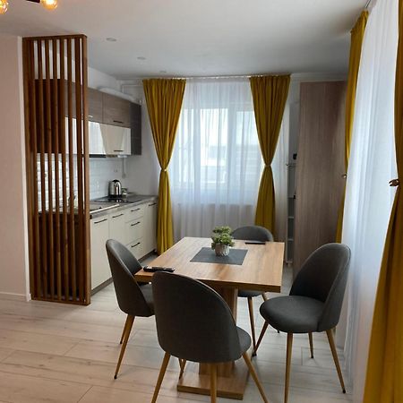 Wonderland Apartment Bistriţa Dış mekan fotoğraf