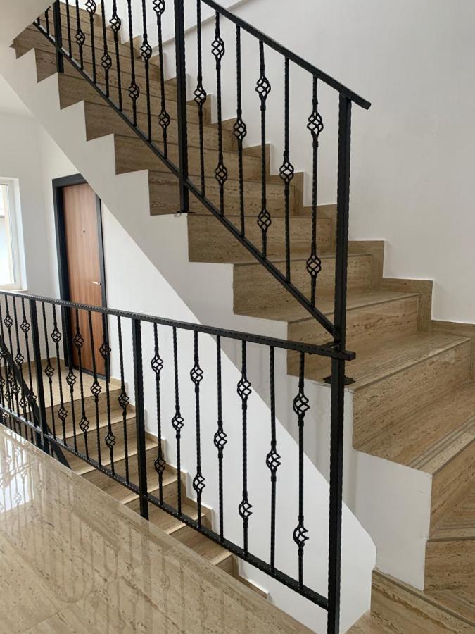 Wonderland Apartment Bistriţa Dış mekan fotoğraf