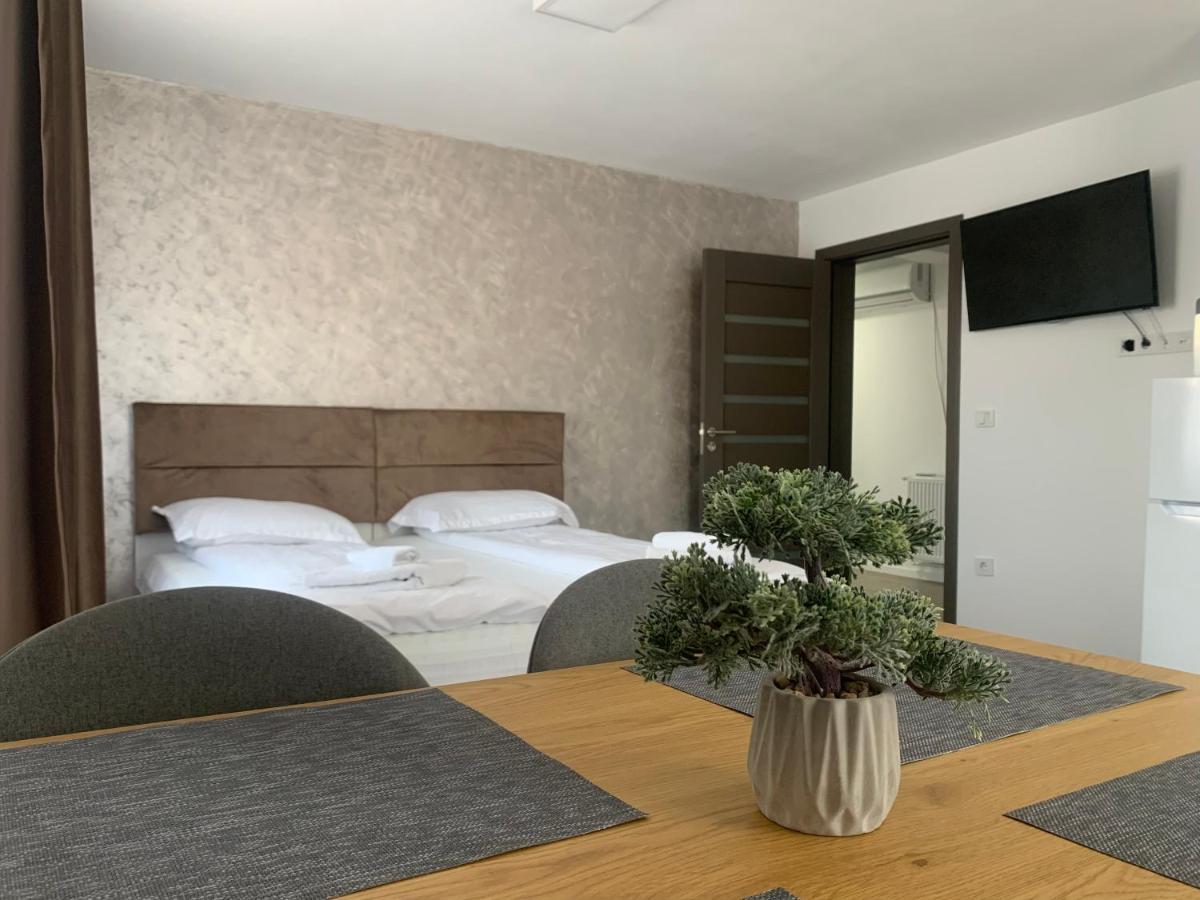 Wonderland Apartment Bistriţa Dış mekan fotoğraf